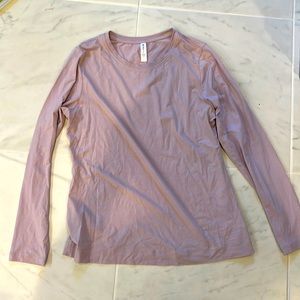 Never worn longsleeve T-shirt, size medium